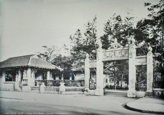 Ngắm Diện Mạo Trường Quốc Học Huế Thập Niên 1920